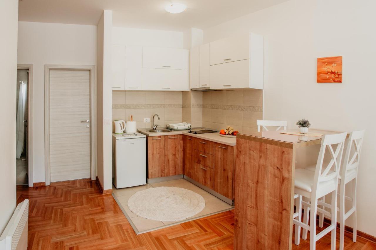 Peace 2 Apartments With Parking Budva Ngoại thất bức ảnh