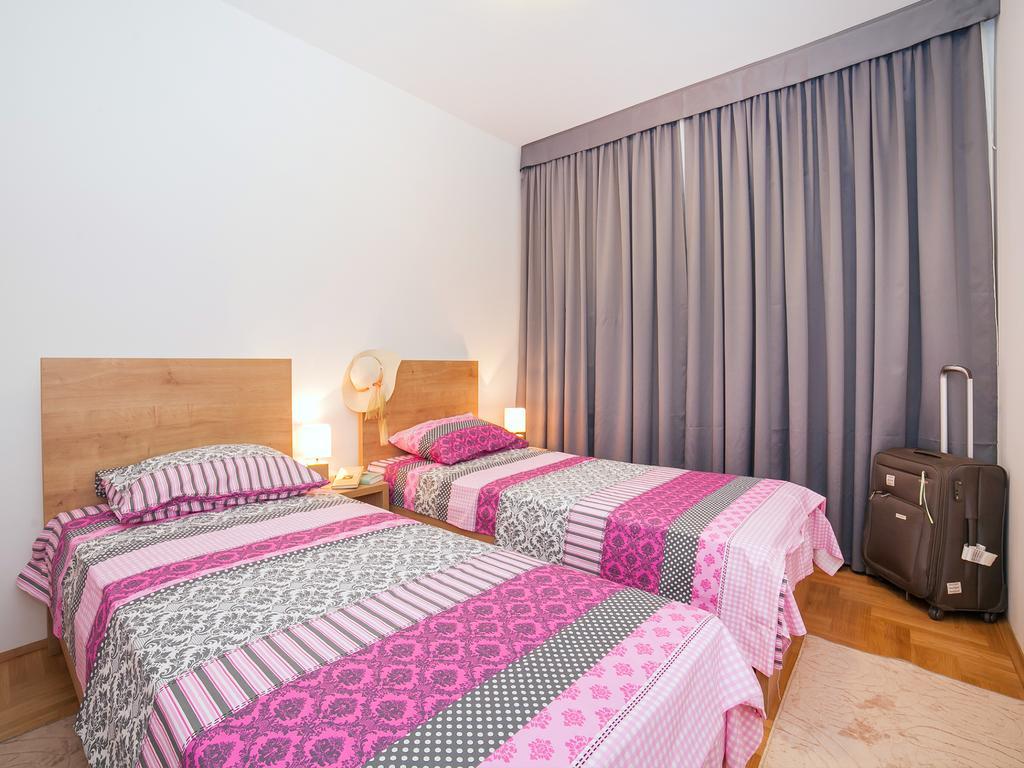Peace 2 Apartments With Parking Budva Ngoại thất bức ảnh